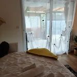 Charming House With Terrace, Parking, And Enclosed Garden Дом отдыха *