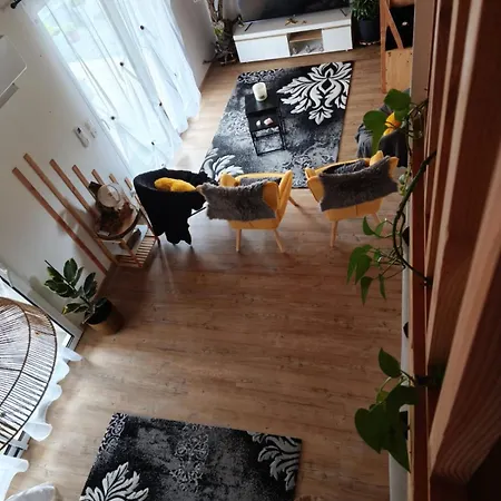 Prázdninový dům Belle Maison Esprit Loft Avec Terrasse, Parking Et Jardin Clos Ychoux