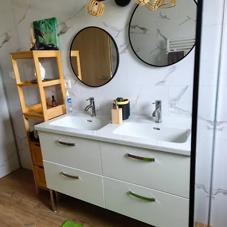 Belle Maison Esprit Loft Avec Terrasse, Parking Et Jardin Clos Prázdninový dům *