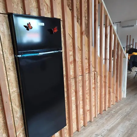 Prázdninový dům Belle Maison Esprit Loft Avec Terrasse, Parking Et Jardin Clos Ychoux