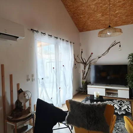 Belle Maison Esprit Loft Avec Terrasse, Parking Et Jardin Clos Prázdninový dům