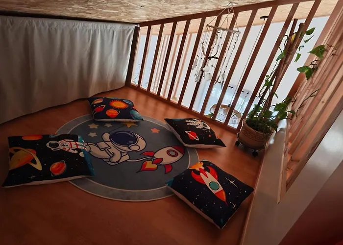 Charming House With Terrace, Parking, And Enclosed Garden *